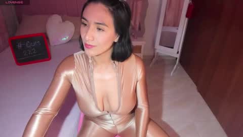    online show from 11, 9, 2025