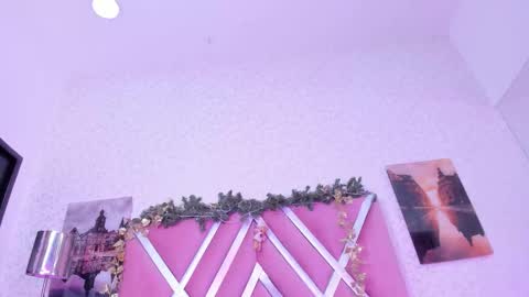 Snapshot of sophiasalazar_ chatting on 21, 11, 2025 Sophia Salazar online show from 21, 11, 2025