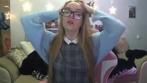 Snapshot of sophiasonata chatting on 26, 10, 2025 SophiaSonata online show from 26, 10, 2025