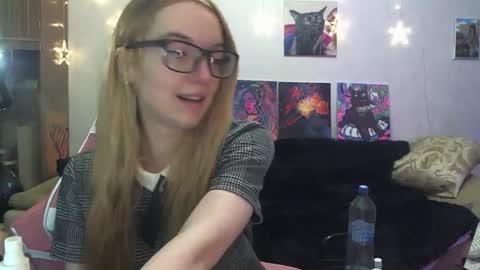 Snapshot of sophiasonata chatting on 12, 11, 2025 SophiaSonata online show from 12, 11, 2025