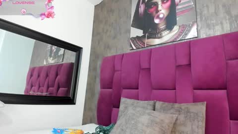 Snapshot of sophiasweet__ chatting on 18, 11, 2025 Sophia online show from 18, 11, 2025