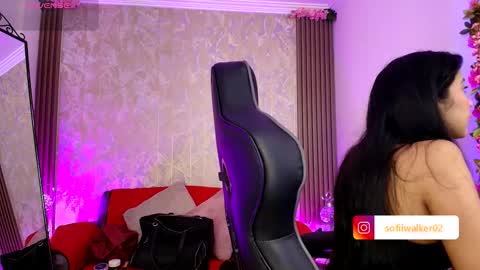sophia walker online show from 17, 9, 2025