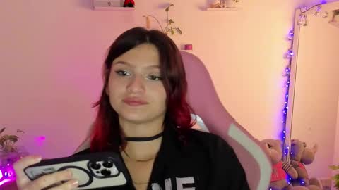 Snapshot of sophie_dolly_ chatting on 11, 1, 2025 sophie doll online show from 11, 1, 2025