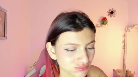 Snapshot of sophie_dolly_ chatting on 15, 1, 2025 sophie doll online show from 15, 1, 2025
