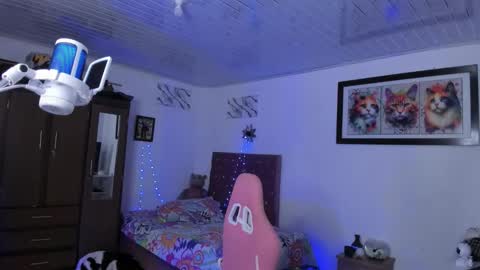 Snapshot of sophie_dolly_ chatting on 29, 10, 2025 sophie doll online show from 29, 10, 2025