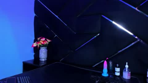 Snapshot of sophie_jhoms chatting on 15, 11, 2025 sophie_jhoms online show from 15, 11, 2025