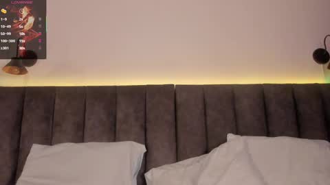 Snapshot of sophie_smith19 chatting on 15, 10, 2025 sophie_smith19 online show from 15, 10, 2025