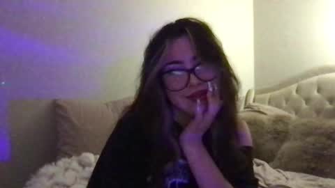 Snapshot of sophiebellexo chatting on 16, 11, 2025 Sophie Belle online show from 16, 11, 2025