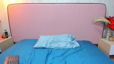 Sophie online show from 23, 1, 2025