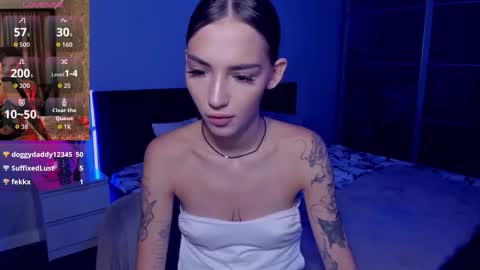 Sophie online show from 5, 10, 2025