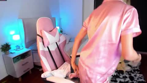    online show from 10, 2, 2026