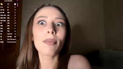 Snapshot of sophiedescoteaux chatting on 20, 10, 2025 Mira online show from 20, 10, 2025