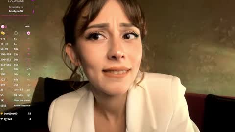 Snapshot of sophiedescoteaux chatting on 2, 11, 2025 Mira online show from 2, 11, 2025