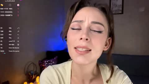 Snapshot of sophiedescoteaux chatting on 15, 11, 2025 Mira online show from 15, 11, 2025