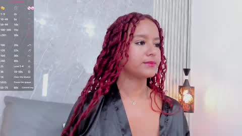 Snapshot of sophiee_velvet chatting on 8, 1, 2025 online show from 8, 1, 2025