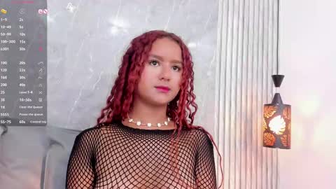 Snapshot of sophiee_velvet chatting on 7, 3, 2025 online show from 7, 3, 2025