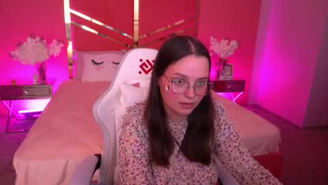 sophieedreams online show from 13, 9, 2025