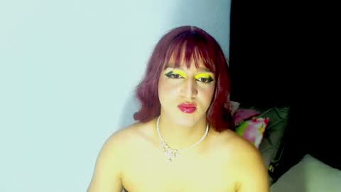 sophiehillsxo online show from 24, 1, 2025