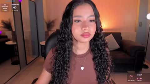 Snapshot of sophiehouston_ chatting on 22, 11, 2025 Sophie Houston online show from 22, 11, 2025