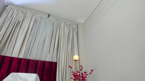 Snapshot of sophiejohnss chatting on 28, 11, 2025 Sophie Johns online show from 28, 11, 2025