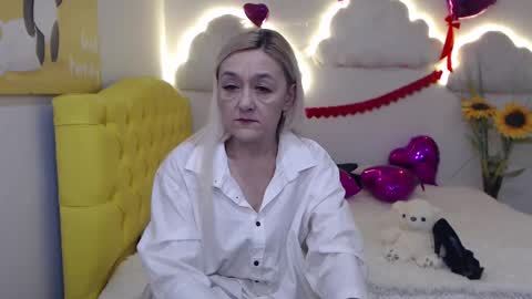 sophiekittyy online show from 16, 2, 2025