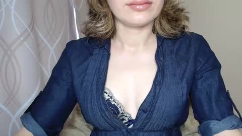 Sophiemisss online show from 10, 9, 2025