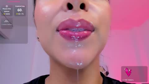 sophierooy online show from 13, 2, 2026