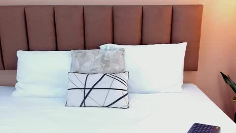 sophieturner_mg online show from 4, 2, 2026