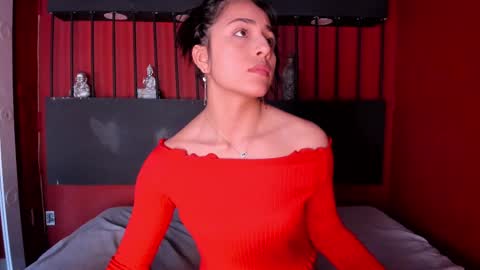 SOPHY ROGERS online show from 12, 2, 2025