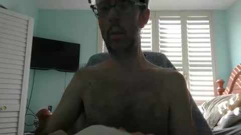 Snapshot of southflaman chatting on 8, 11, 2025 ScorpioKobra online show from 8, 11, 2025