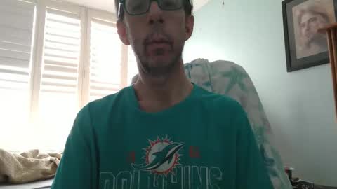 Snapshot of southflaman chatting on 9, 11, 2025 ScorpioKobra online show from 9, 11, 2025