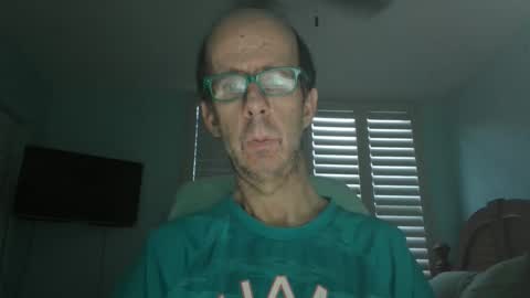 Snapshot of southflaman chatting on 15, 12, 2025 ScorpioKobra online show from 15, 12, 2025