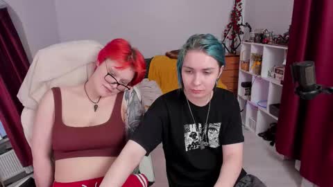 Snapshot of sova_energy chatting on 21, 3, 2026 Leah online show from 21, 3, 2026