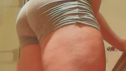 Snapshot of soveryhandsome chatting on 6, 1, 2025 soveryhandsome online show from 6, 1, 2025