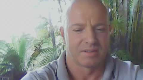 Snapshot of soveryhandsome chatting on 10, 10, 2025 soveryhandsome online show from 10, 10, 2025