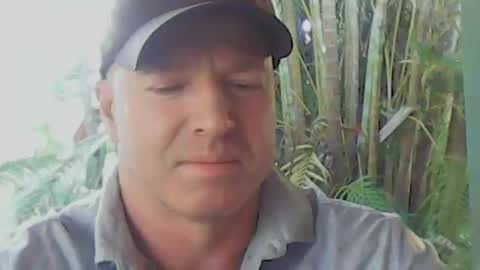 Snapshot of soveryhandsome chatting on 27, 10, 2025 soveryhandsome online show from 27, 10, 2025