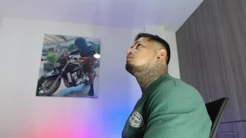 soy_apolo online show from 3, 12, 2025