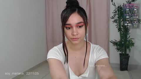 Snapshot of soy_mariana_ chatting on 23, 11, 2025 M A R I A N A online show from 23, 11, 2025