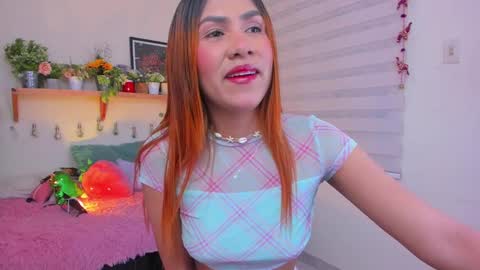 Sarah Valentina online show from 1, 3, 2025