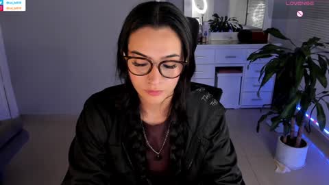 Luisa    online show from 15, 1, 2025