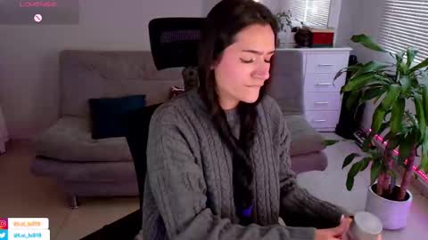 Luisa    online show from 22, 2, 2025