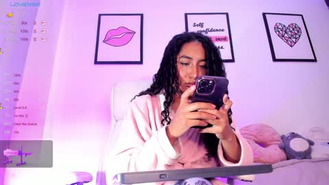 Juliana online show from 6, 2, 2025