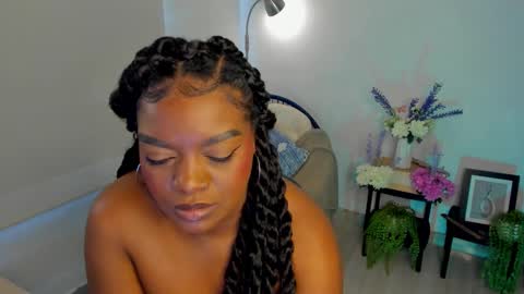 Snapshot of soymaria___ chatting on 9, 10, 2025 Maria online show from 9, 10, 2025