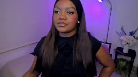 Snapshot of soymaria___ chatting on 12, 11, 2025 Maria online show from 12, 11, 2025