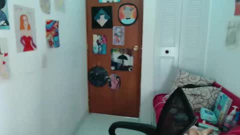 Nana Bela  online show from 4, 12, 2025