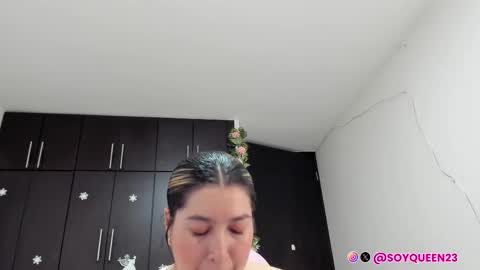SoyQueen online show from 3, 10, 2025