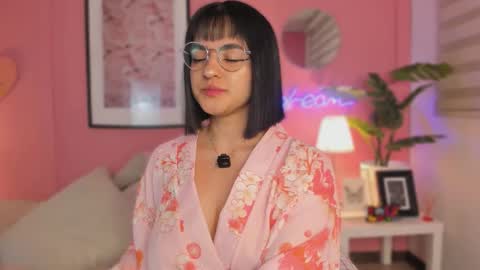 Snapshot of soysaraa_ chatting on 9, 10, 2025 Aleja online show from 9, 10, 2025