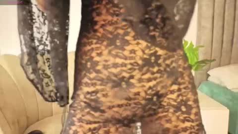      online show from 30, 11, 2025