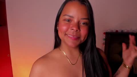 Snapshot of soytucolor chatting on 5, 2, 2025 Paula  add me on snap online show from 5, 2, 2025