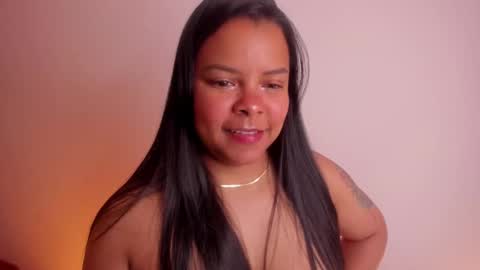 Snapshot of soytucolor chatting on 5, 10, 2025 Paula  add me on snap online show from 5, 10, 2025